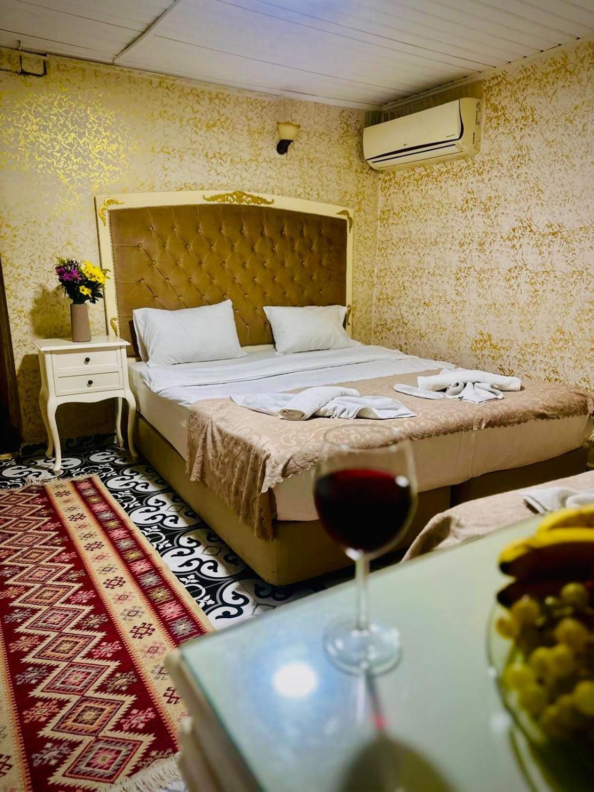 Alhambra Apart Hotel Istanbul Exterior photo